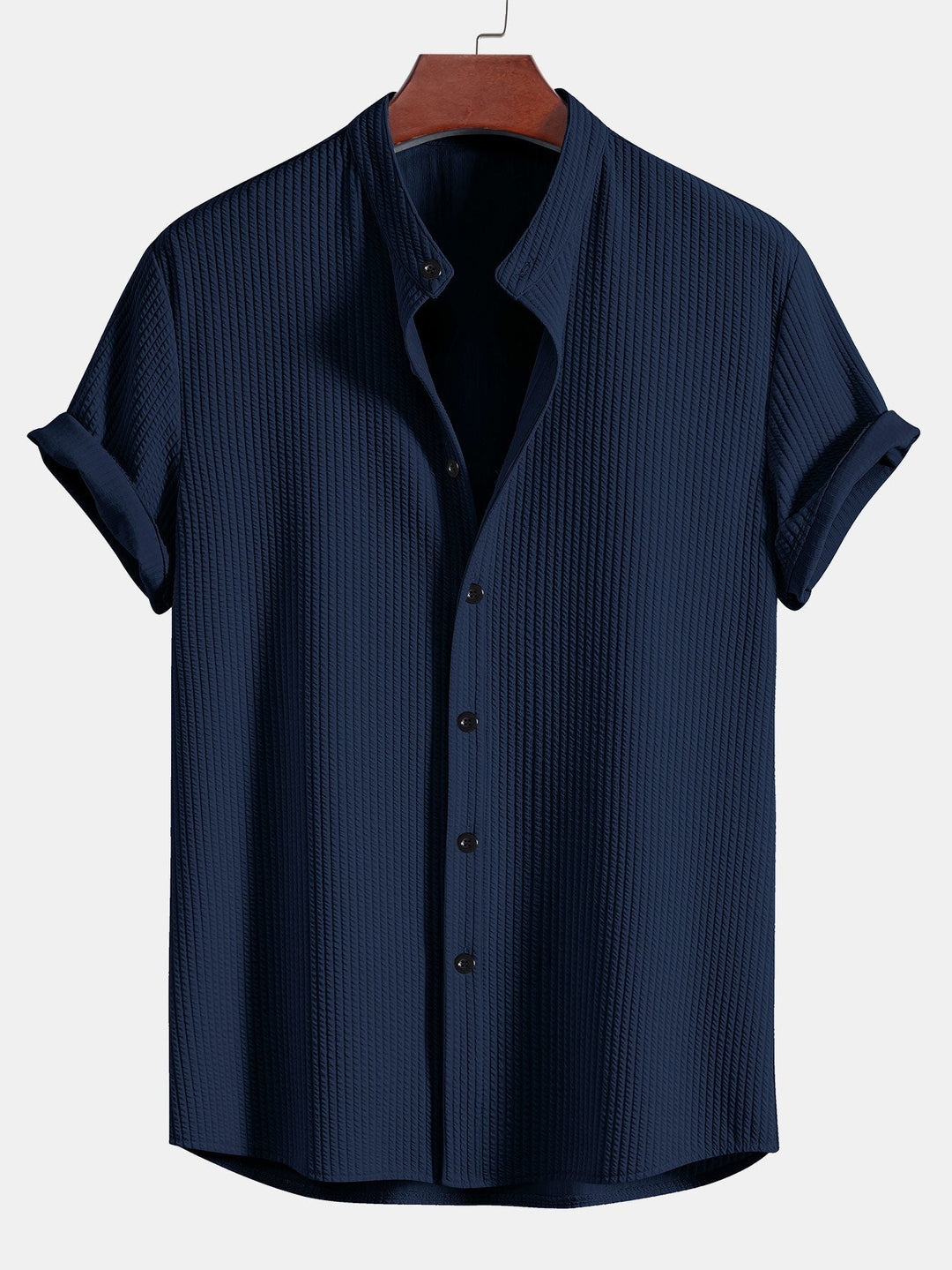 Camicia e pantaloni corti con colletto a coste muscolari