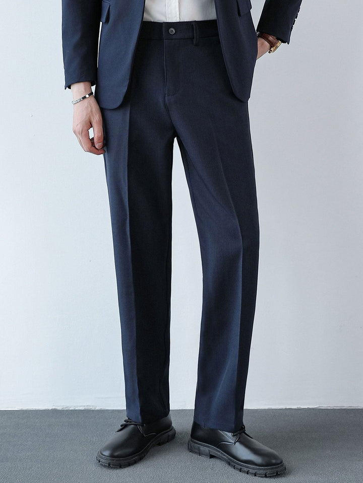 Pantaloni a taglio regolare