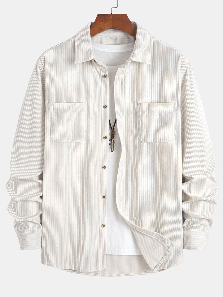 Camicia a maniche lunghe in velluto a coste con tasca e bottoni