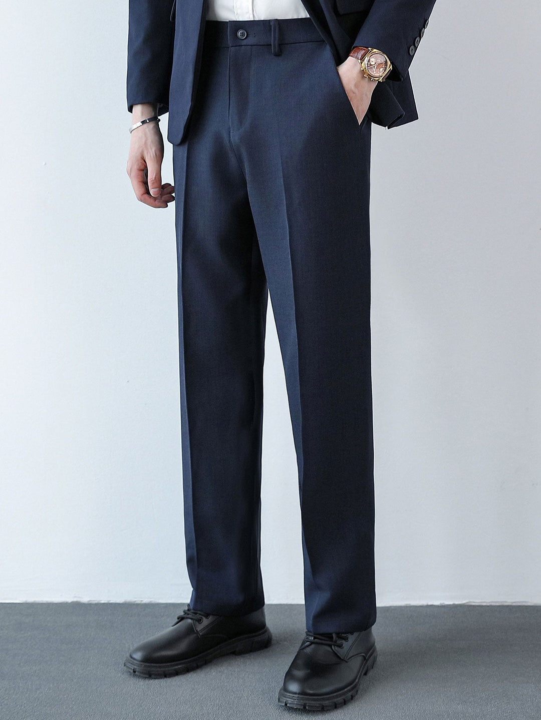 Pantaloni a taglio regolare