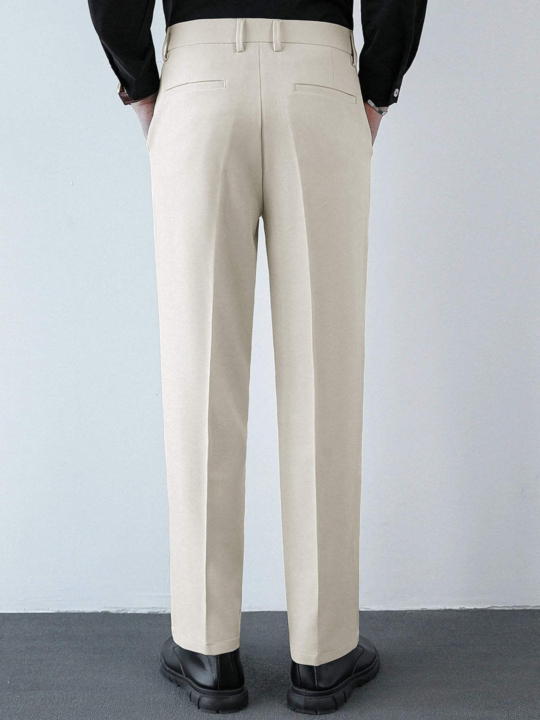Pantaloni a taglio regolare