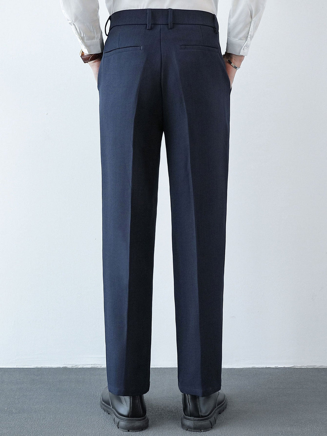 Pantaloni a taglio regolare