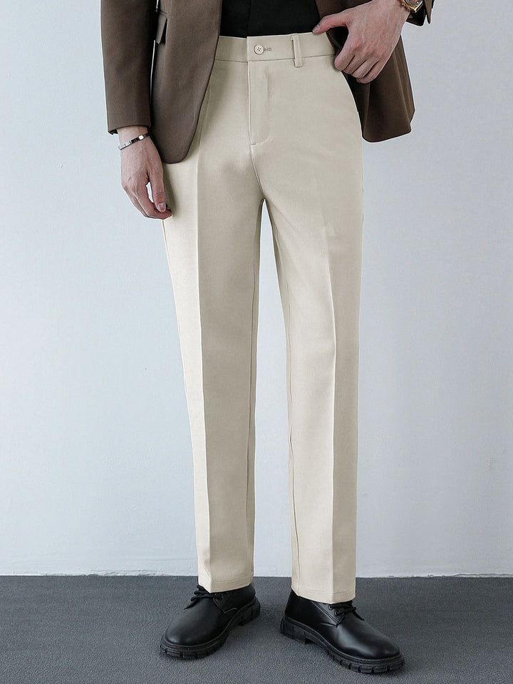 Pantaloni a taglio regolare