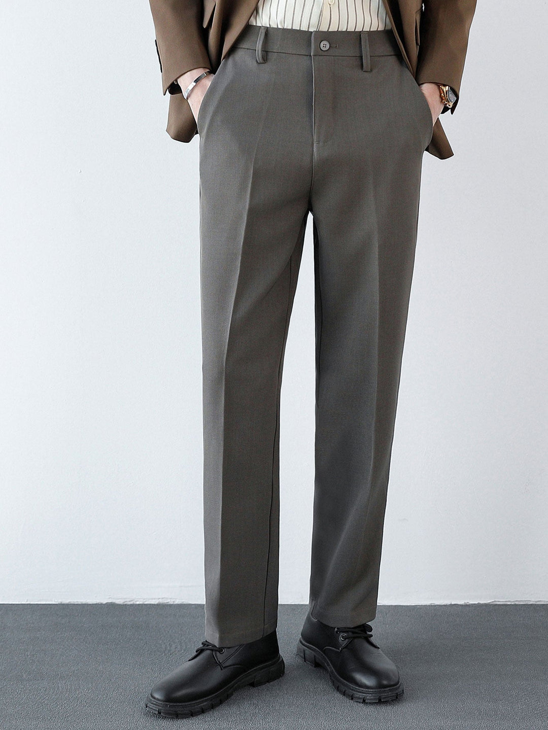 Pantaloni a taglio regolare