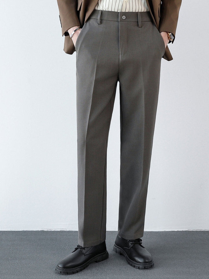 Pantaloni a taglio regolare