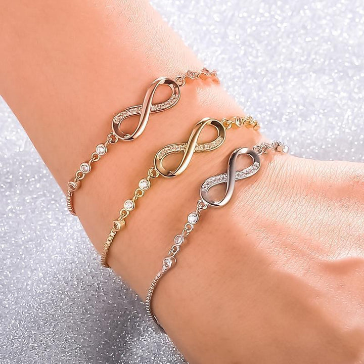 Bracciale Infinito Regolabile in Argento