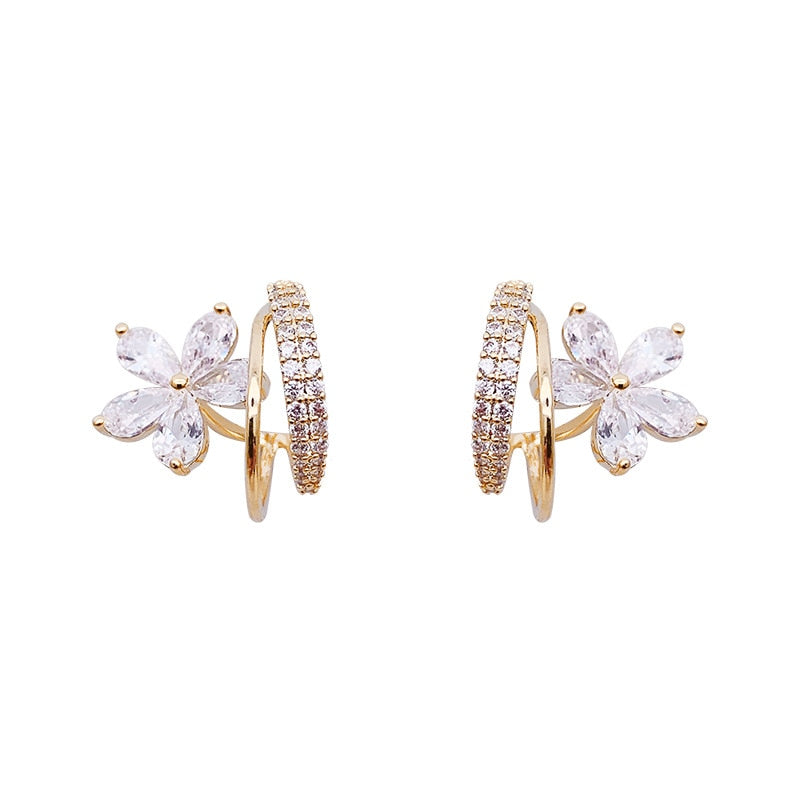 Orecchini floreali in oro con zirconia scintillante