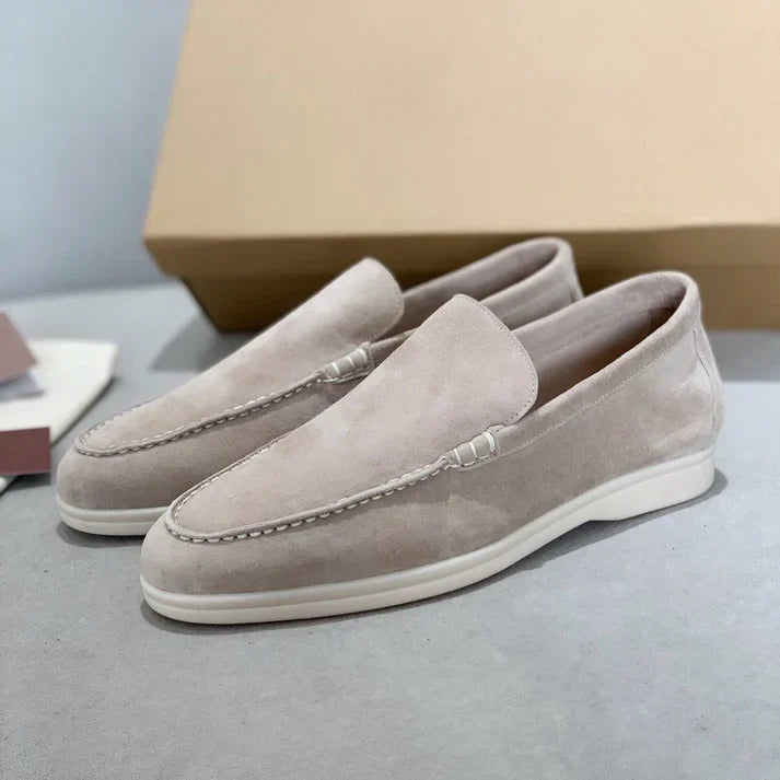 Mocassini in camoscio chic