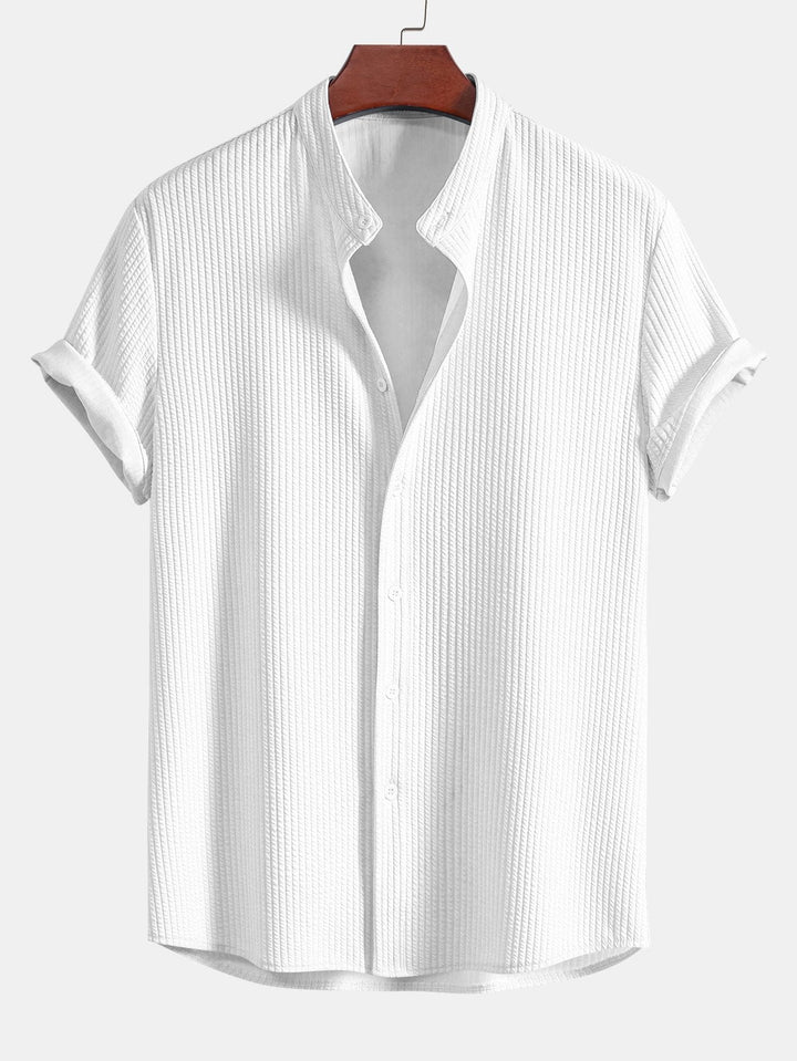 Camicia e pantaloni corti con colletto a coste muscolari