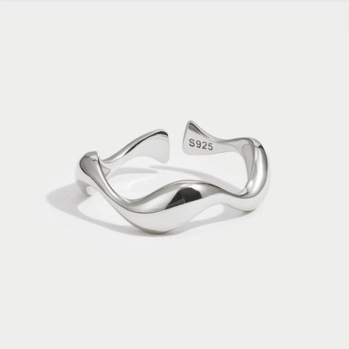 Anello onda in argento