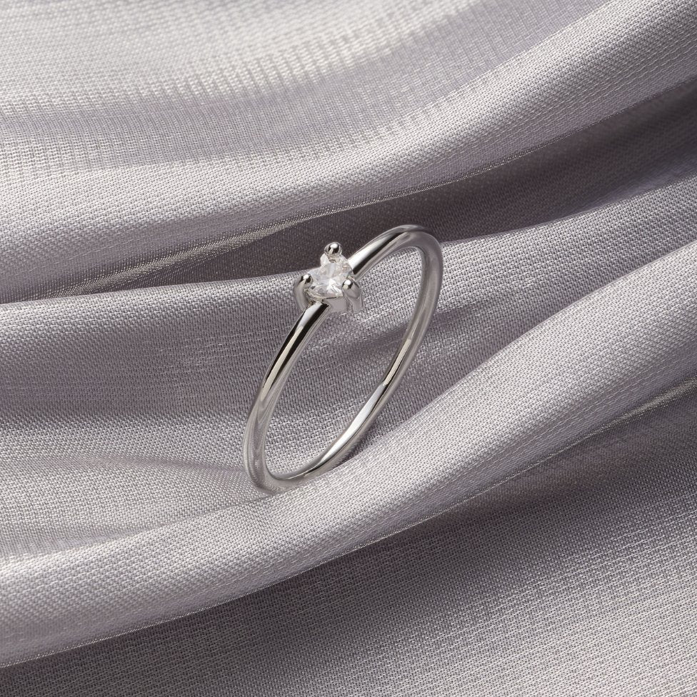 'Kleine Liebe' Anello in cristallo a forma di cuore