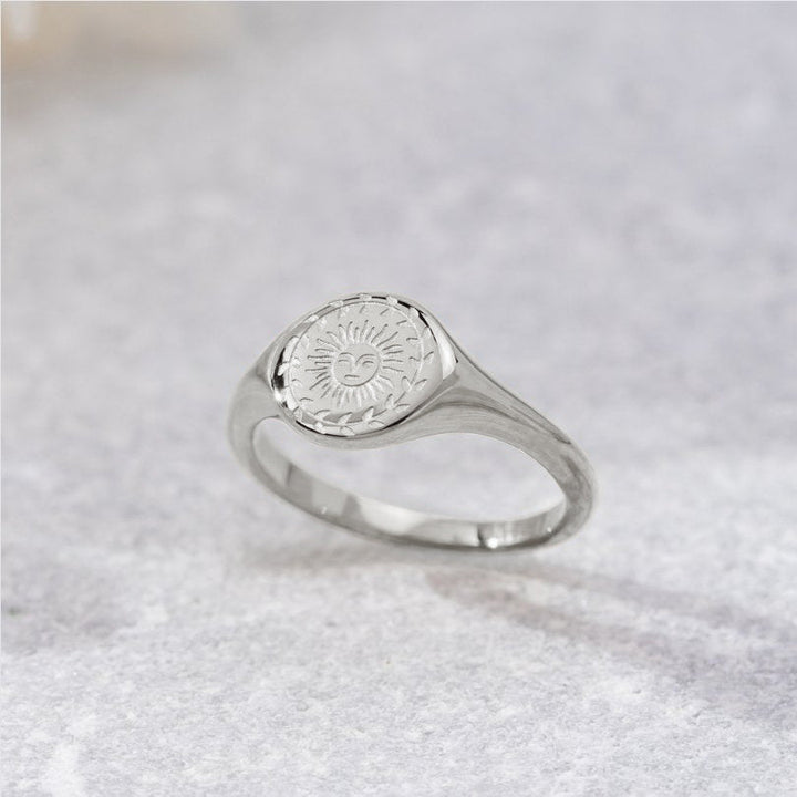 Anello d'oro per il solstizio d'estate
